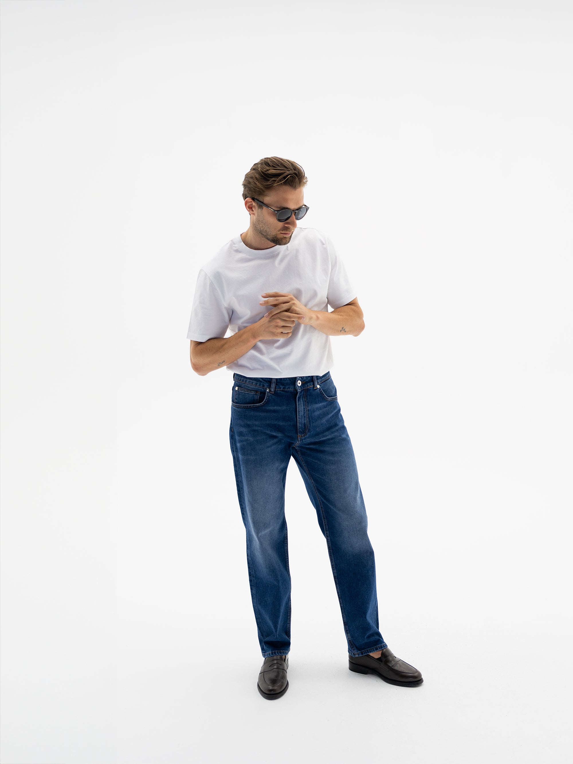 Lookbook - Image 4