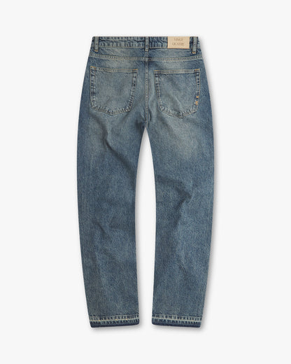 Vingt Quatre Straight Fit Vintage Wash Jeans